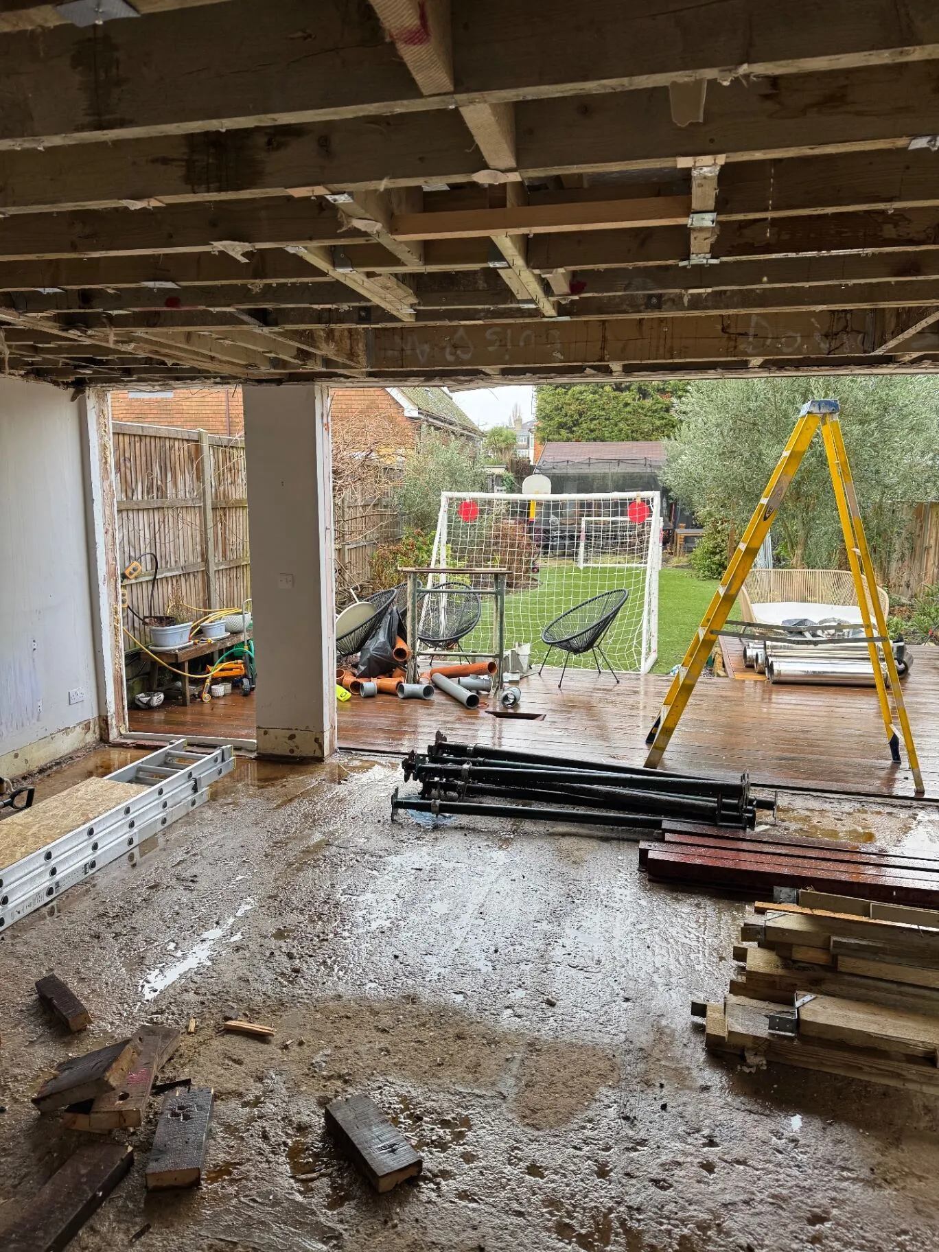 Rear extension being built close to a shared boundary wall